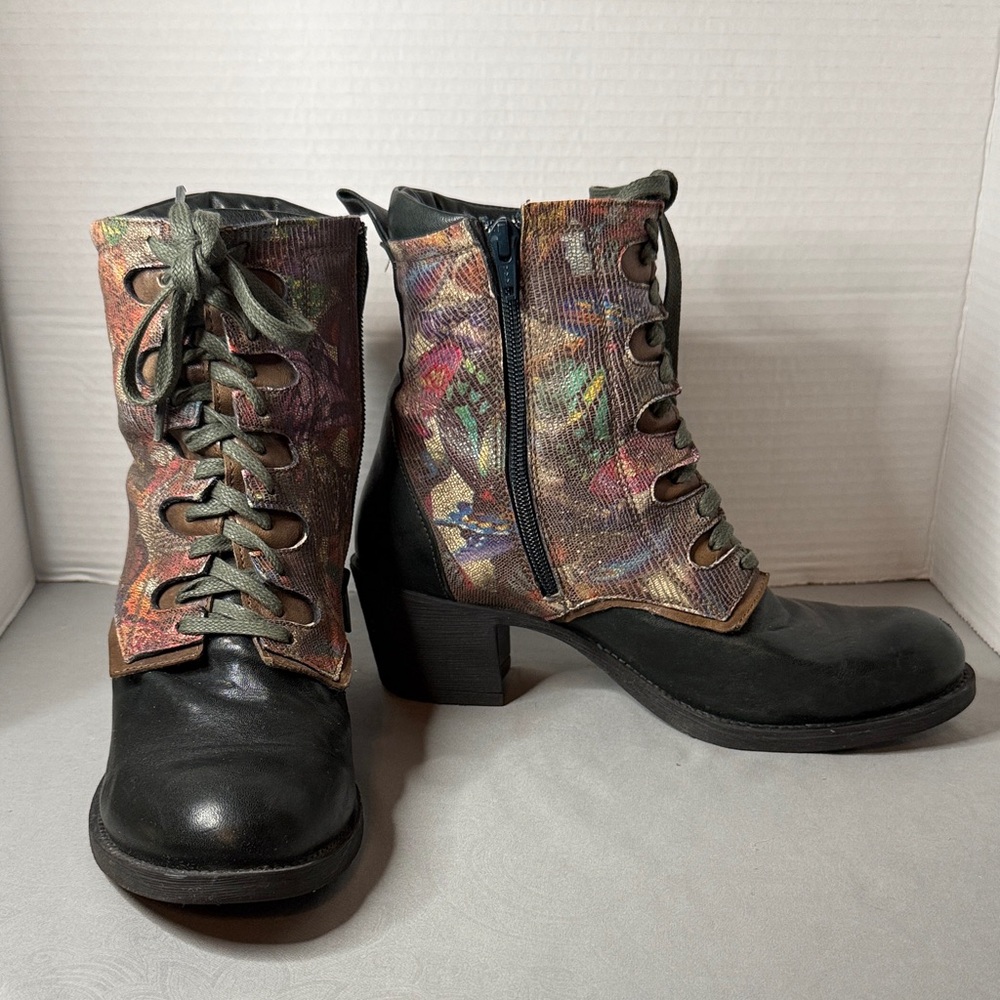 Portofino Boho Chic Artsy Lace Up Bootie Sz 40 Abstract Floral Side Zip European